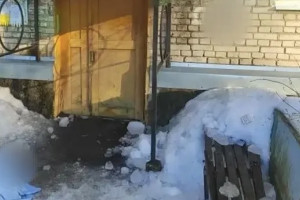 Бастрыкин взял на контроль историю с гибелью женщины из-за падения снега в Собинском районе