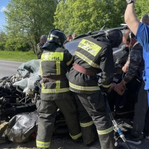 Под Гороховцом легковушка столкнулась с фурой: пострадал 1 человек