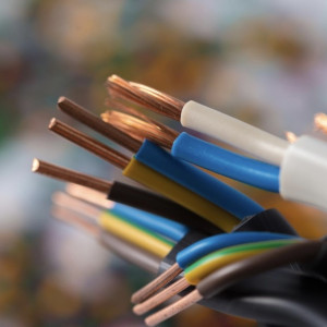 В Петушинском районе рабочий наступил на оборванный кабель и погиб