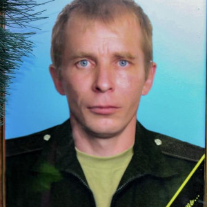 В зоне СВО погиб 44-летний Дмитрий Березнев из Меленковского района