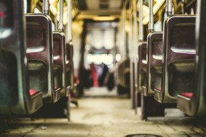 Во Владимире автобус маршрута №18 въехал в столб у ДКМ 