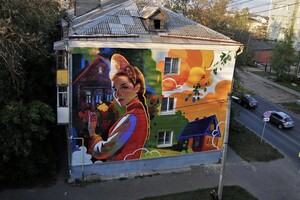Во Владимире нарисовали граффити о мире сказок и пикселей