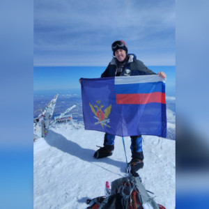 Сотрудник СИЗО из Кольчугино покорил Эльбрус