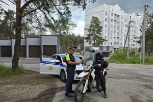 Во Владимире полицейские поймали двоих детей на мотоцикле и питбайке