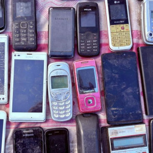 Во Владимире работник офиса сотовой связи продавал личные данные клиентов