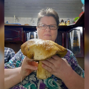 Во Владимирской области нашли огромный гриб весом почти 800 граммов