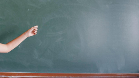 В Покрове учитель ударила ребенка головой о школьную доску