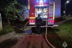 В Александрове из огня спасли человека