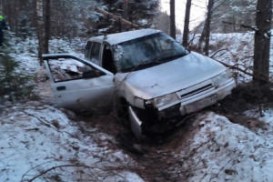 Во Владимирской области снегопад привел к массовым авариям на дорогах 