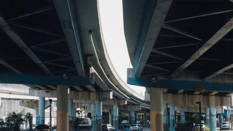 В Коврове на аварийном путепроводе демонтировали пролет