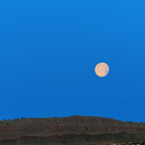 Владимирцы увидят 22 июня клубничную Луну