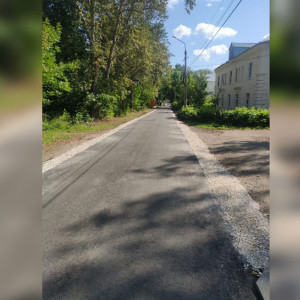 Прокуратура заставила вязниковских чиновников залатать огромные ямы на дороге