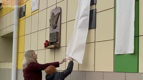 В школе №1 в Петушках открыли памятные таблички в честь троих бойцов СВО