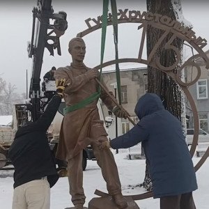 В Гусь-Хрустальном установили скульптуру стеклодува