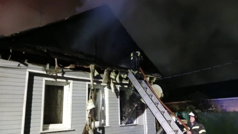 В Гусь-Хрустальном при пожаре в жилом доме спасли человека