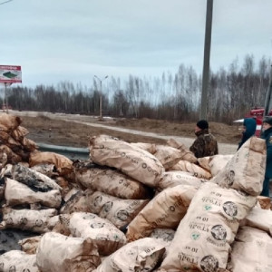 Во Владимирской области загорелась фура с углем 