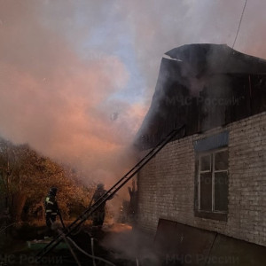 Во Владимирской области при пожаре в строительных вагончиках погиб 34-летний мужчина