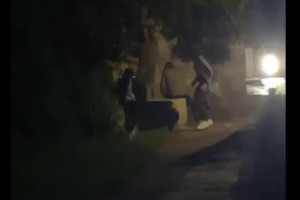 Двое подростков-скинхедов в Александрове ударили мужчину ножом