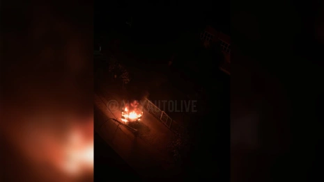 В Александрове иномарка врезалась в столб и полностью сгорела