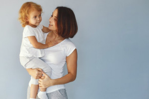 Во Владимирской области матерям-героиням увеличат выплаты