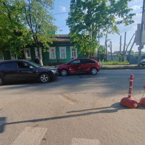 Во Владимирской области в аварии пострадал 43-летний водитель иномарки