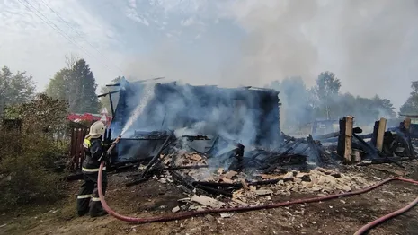 Во Владимирской области дотла сгорели 3 дома