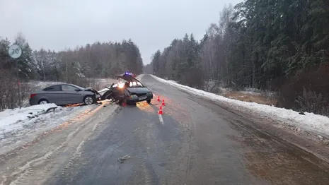 Во Владимирской области в аварии на обледеневшей трассе погиб 44-летний пассажир