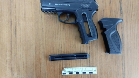 Житель Меленок угрожал убийством возлюбленной и взял в заложники двоих студентов