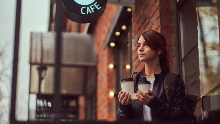 Вывески заведений во Владимире обязали переводить на русский