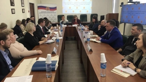 Владимирский Минздрав займется проблемой распределения премий медикам скорой