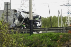 Фуру искорежило после ДТП в Вязниках