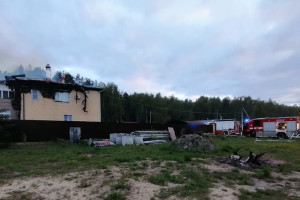 В деревне под Владимиром сгорел коттедж 