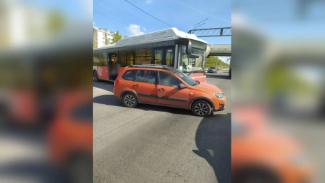 Во Владимире автобус №9с влетел в «Ладу»