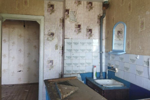 В Гороховце сироте выдали квартиру в ужасном состоянии