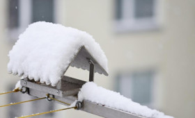 В Киржаче ледяная глыба рухнула на 11-летнюю девочку