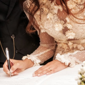 В Радужном почти на месяц закроется ЗАГС