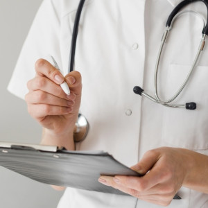 Зарплаты врачей во Владимирской области выросли на 22,8% за год