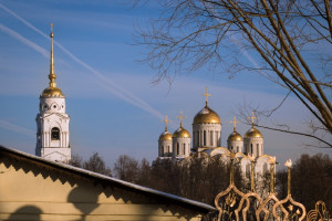 Владимирская епархия решила полностью завладеть Успенским собором