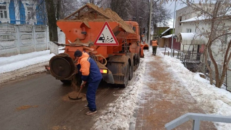 Мэрия Владимира попросила водителей убрать машины с семи улиц