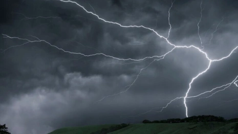 Грозы во Владимирской области: чем опасны и как избежать смертельного удара молнии