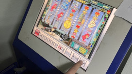 В Александрове владелец «пивнухи» разместил в магазине автомат для казино
