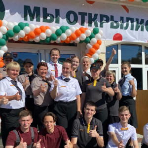 Во Владимире открылся центральный ресторан «Вкусно – и точка»