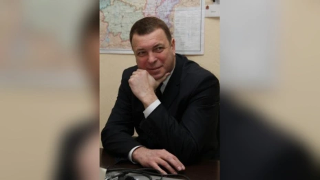 Пытавшийся купить авто за 5 млн владимирский чиновник выплатил погорельцам 17 тыс. рублей