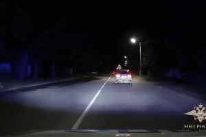 В Коврове полицейские открыли стрельбу по машине пьяного лихача