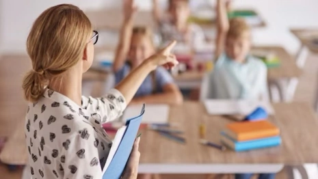 Во Владимирской области введут новые меры для защиты учителей при конфликтах