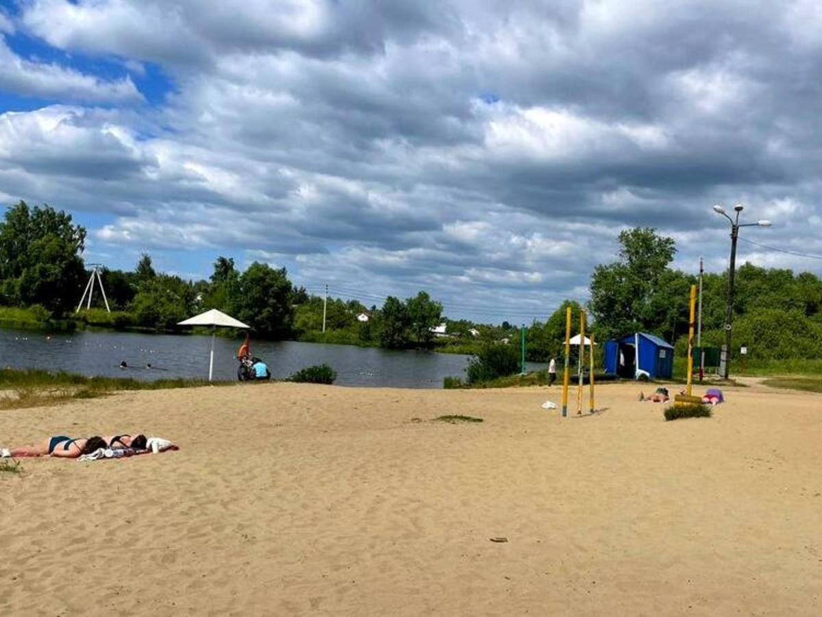 Воды в Петербурге много, а безопасно купаться негде