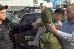 Узбека будут судить за убийство у входа в кафе во Владимире