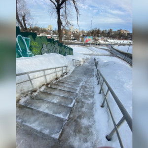 Владимирцы пожаловались на ступеньки смерти в центре города