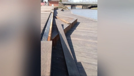 В Юрьев-Польском развалилась построенная в прошлом году набережная