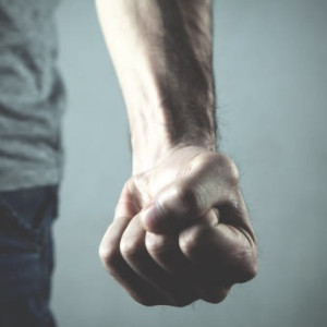 Избившего любовницу за неприготовленный ужин жителя Коврова осудили на 7 лет